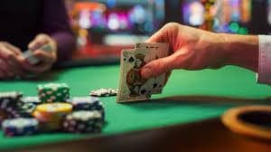 Dealer dan tabel nomor live casino km789 link di studio profesional